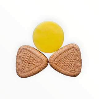 Cietais šampūns tumšiem matiem ar keratīnu matu augšanai un pret galvas niezi komplektā ar cieto kondicionieri