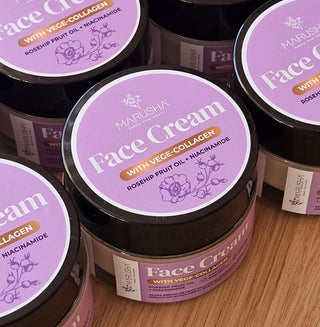Collagen Face cream against pigmentation and wrinkles