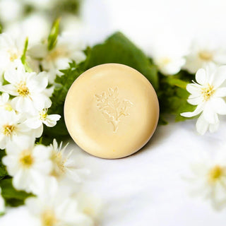 Liepziedu ziepes ar šī sviestu sausai ādai